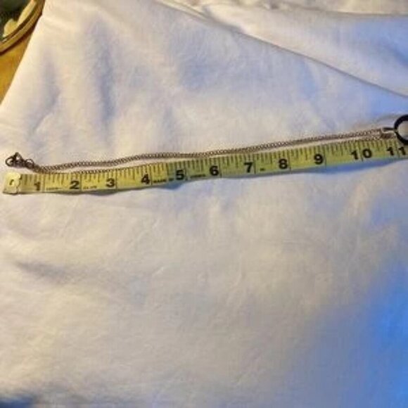 🦄 Blue and Gold Tone Circular Pendant Necklace - Picture 7 of 9